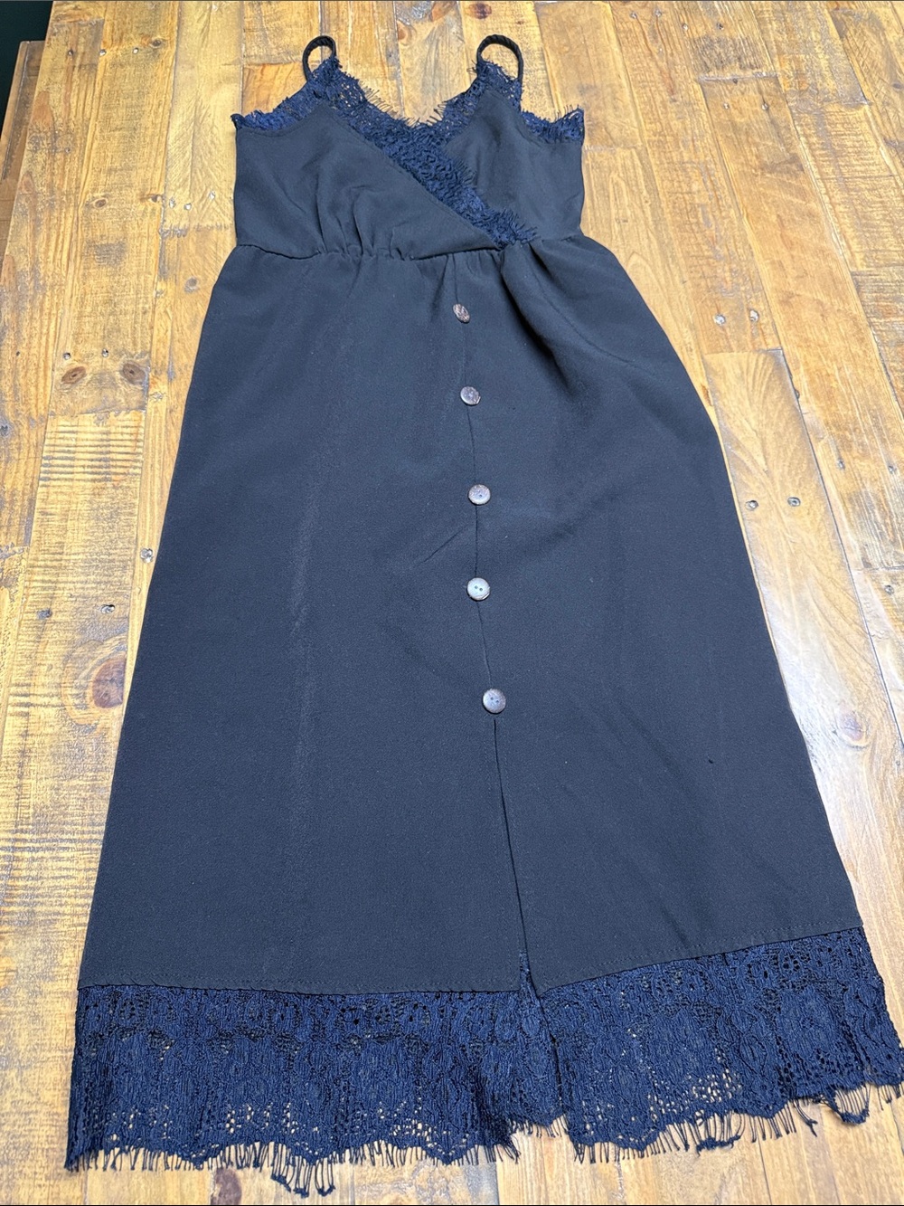 TALLIA Black Lace-Trim dress